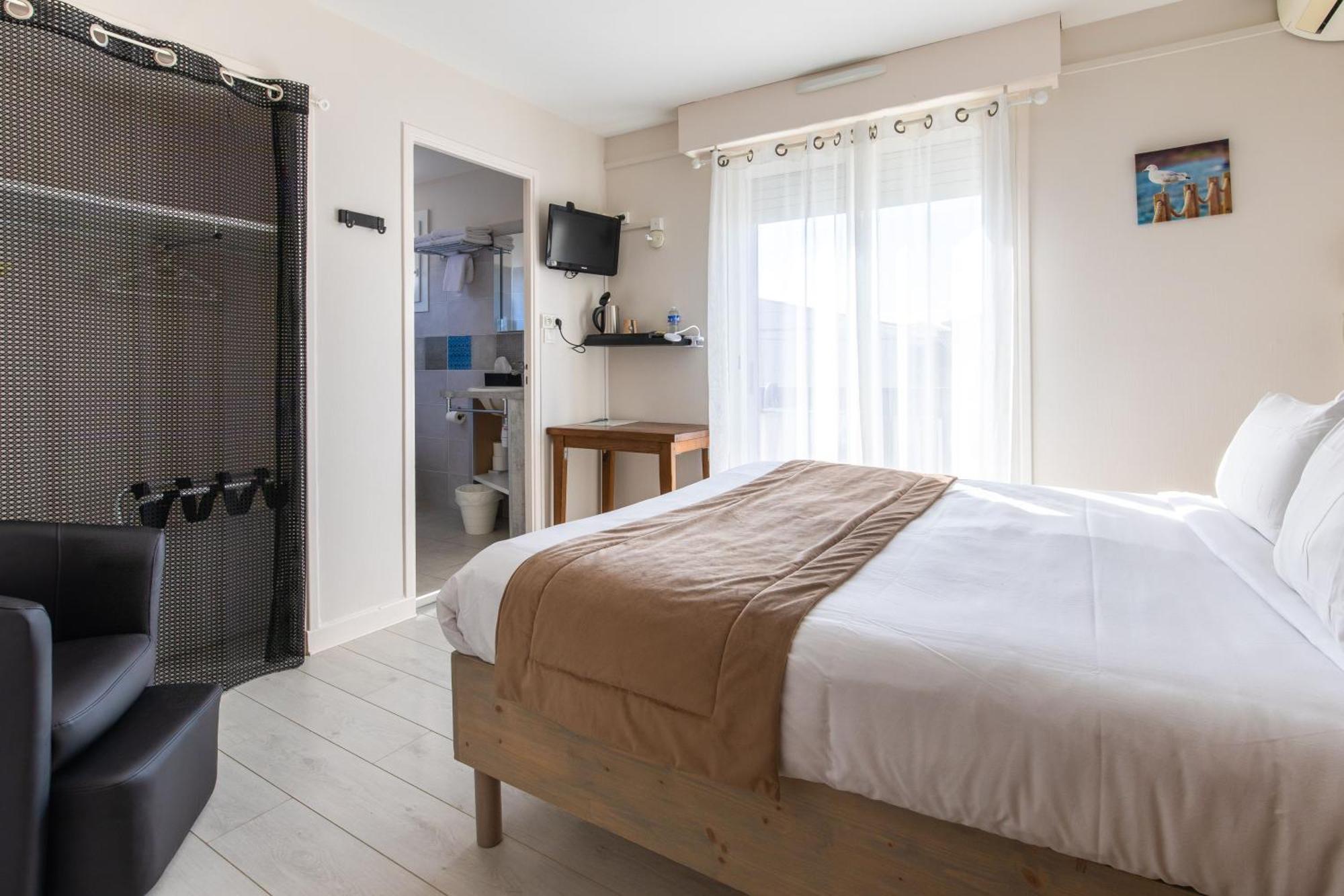 Hotel De La Plage Gruissan Kültér fotó